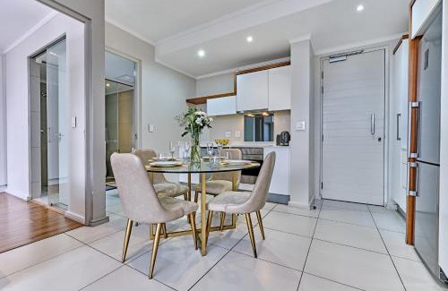 Greater Johannesburg Metropolitan Area Apartment | Masingita Towers Hotel, Elegant Sunset Condo
