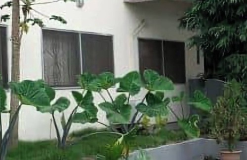 Lagos Cabin | Master 1bdrm Suite in a Mansion 24hrs Power & Wifi