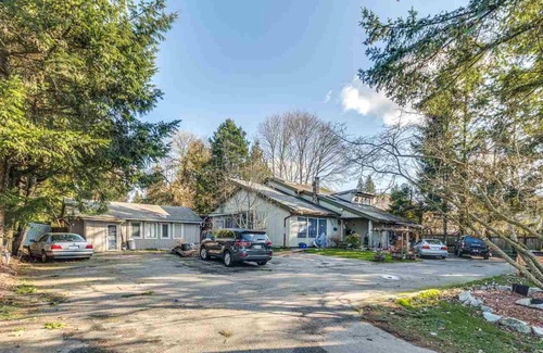 Fleetwood House | Master Bedroom with In-suite Bathroom in Metro Vancouver [Fleetwood, Surrey]