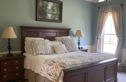 Appling House | Masters Golf Listing - Beautiful Home on 5 Acres and 20 acre lake