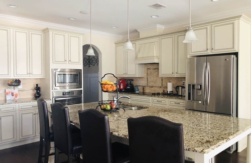Evans House | MASTERS Rental in a designer home