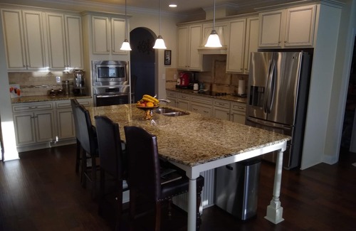 Evans House | MASTERS Rental in a designer home