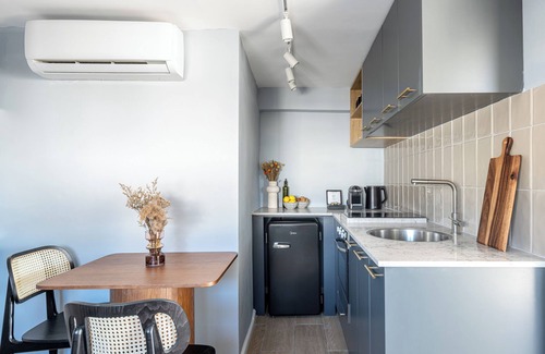 Florentin Apartment | Mate Levinski - By HOMY