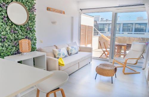 Costa de Caparica Apartment | Maui Surfer's House Sea view Caparica Beach House