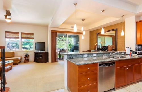 Kamuela House | Mauna Lani Fairways #403