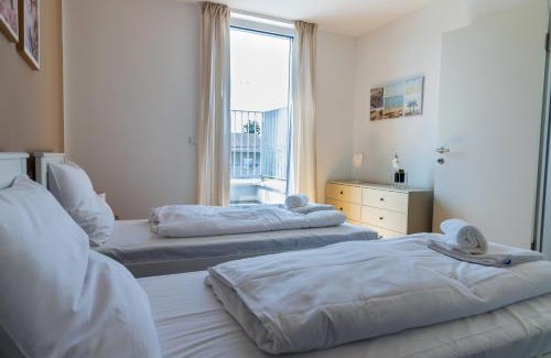 Donaustadt Apartment | Maureen Lovely 2 Bedroom Unit with Community Pool