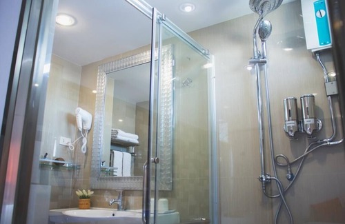 Din Daeng Hotel | Maverick Ratchada Hotel