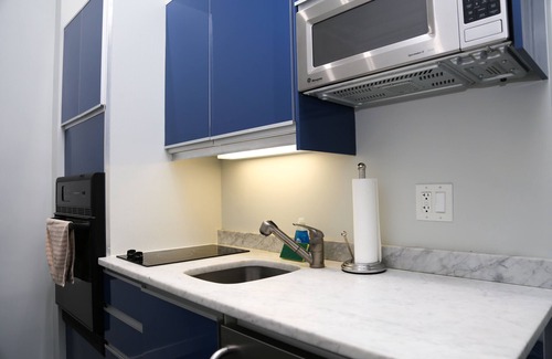 Back Bay Apartment | Maverick Suites at 245 Newbury St
