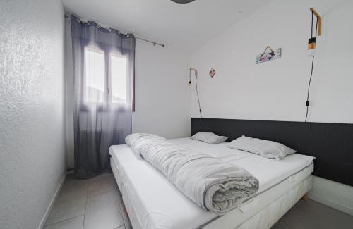 Les Angles Apartment | Max