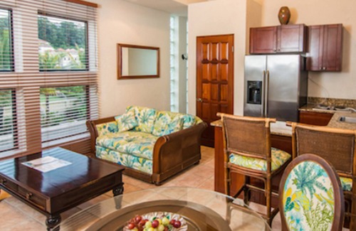 Antoneys Cay Resort | Mayan Princess Beach & Dive Resort - All Inclusive