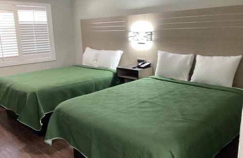 Ontario Hotel | Mayfair Inn Onratio Airport & Convention Center