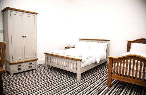 Ayr House | Maze Serviced Apartment