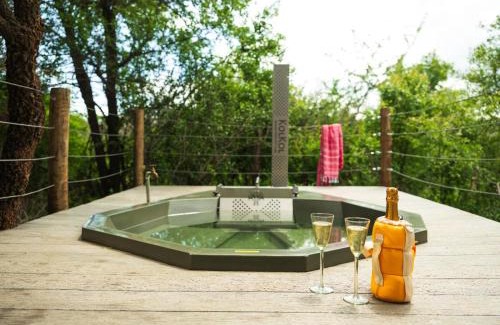 Pilanesberg National Park Cabin | Mbazo Safari Collection