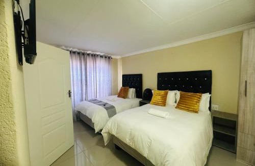 Polokwane House | MBT Guesthouses