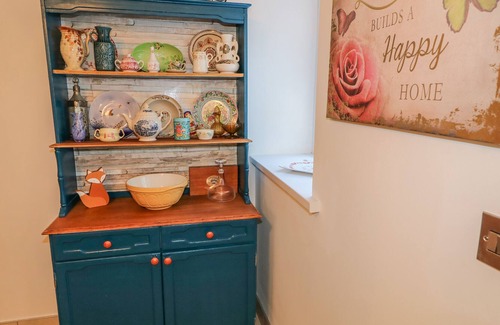 Carnlough Cottage | MCCOLLUMS CORNER, family friendly, with open fire in Carnlough