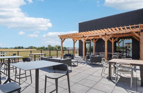 McCordsville Apartment | McCordSquare 1BD 10 - One Bedroom Apartment, Sleeps 2
