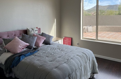 McDowell Mountain Ranch House | McDowell Mountain Ranch Home with Mountain Views.