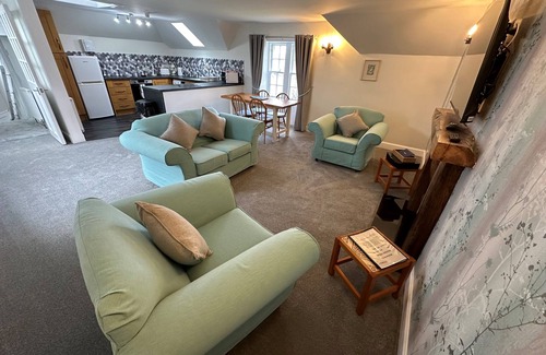 Maybole Cottage | McIntyre - Newly Refurbished 2 Bedroom Cottage on Beautiful Blairquhan Estate