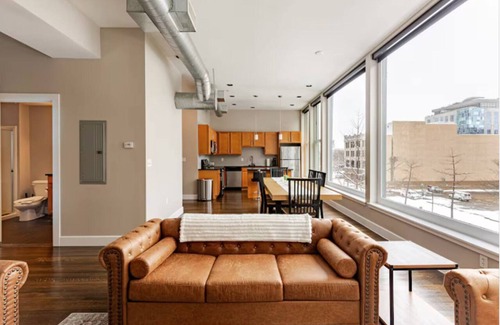 Wholesale District Apartment | McOuat Place 7A - Luxury 1 Bed Downtown Indy Apartment Prime Location