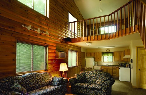 Isle Hotel | McQuoid's Inn and Event Center