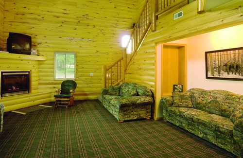 Isle Hotel | McQuoid's Inn and Event Center