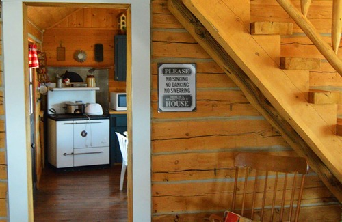 Clinton House | Meadow Lake Guest Ranch - Meadow Lake Roadhouse