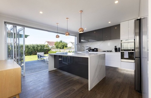 Auckland House | Meadowbank Tranquil Nest