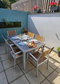 Mabe House | Meadowvine