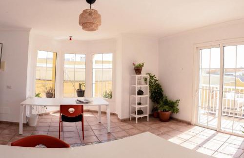 Arenas del Mar House | Medano Beach Coliving