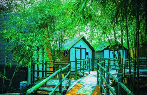 Cao Phong Hotel | MEDDOM Park