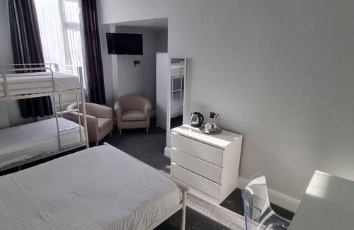 Shanklin Hotel | Medehamstede Hotel