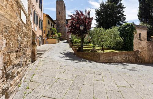 Vicopisano Apartment | Medieval Charm - Vicopisano Cozy Apartment