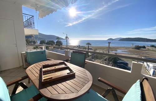 Anavyssos Apartment | MediTerra Stay Anavyssos Seaview