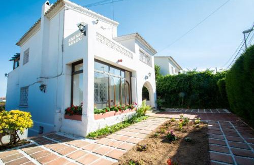 Alella House | Mediterranean heaven with sea views