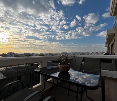 Agios Dimitrios Apartment | medusa apartment in Agios Dimitrios