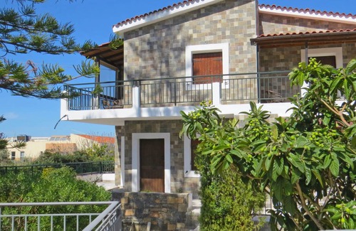 Old Hersonissos Apartment | Medusa Triple Chersonisos