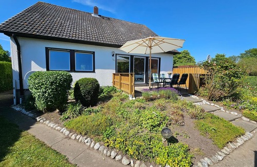 Gammendorf House | Meeresruh with dog, Germany