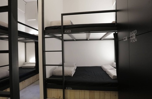 Wanhua Hotel | Meetingmates Hostel