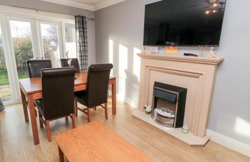 Beadnell House | Megstone