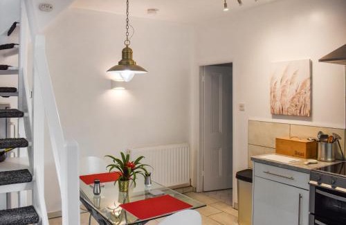 Denbigh House | Meifod Coach House