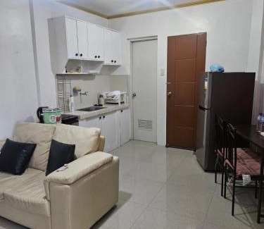 Batangas City Apartment | Mel's Place Batangas Unit 4 Vista De Oro 2 Bedroom House w Free Parking, Google TV WIFI Netflix 4 Guests