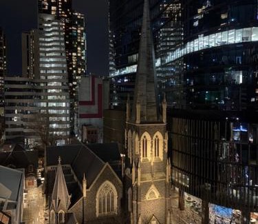 Chinatown Apartment | Melbourne Central Gem