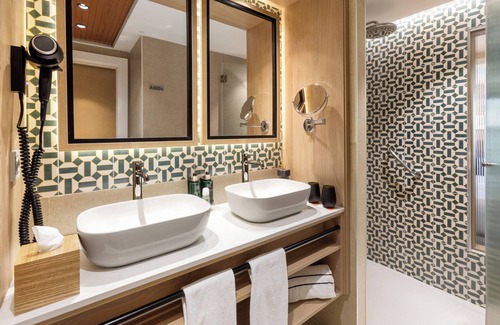 Torremolinos Hotel | Melia Costa Del Sol