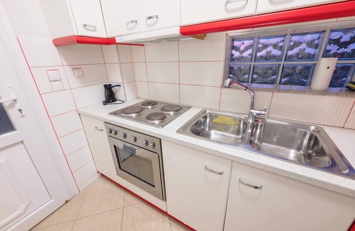 Kourouta Apartment | Melina Beachfront Suite – Kourouta Seaside Escape