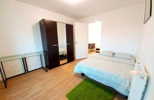 Clamart Apartment | Melody Clamart, 25 min de Paris, Tramway 6, Parking