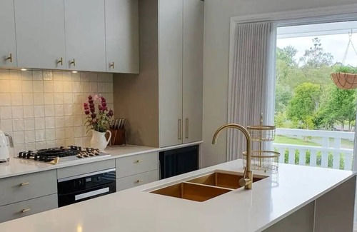 Eumundi House | Melody Farm Cottage newly built luxury in Eumundi