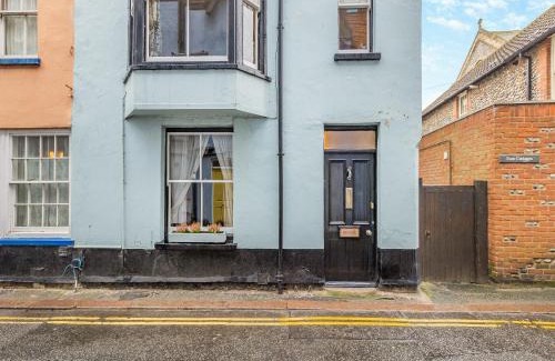 Cromer House | Melrose Cottage