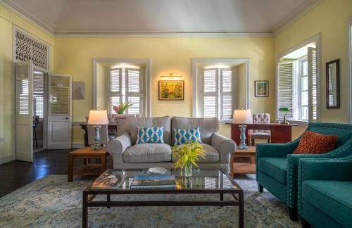 Roseau Apartment | Melrose House Dominica