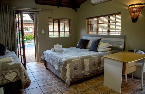 Langenhoven Park House | Melsetter's Guesthouse