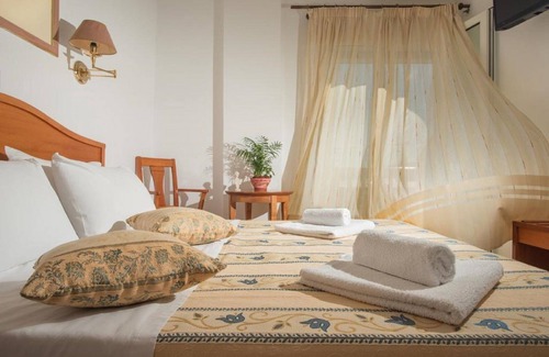 Adamas Hotel | Meltemi Hotel
